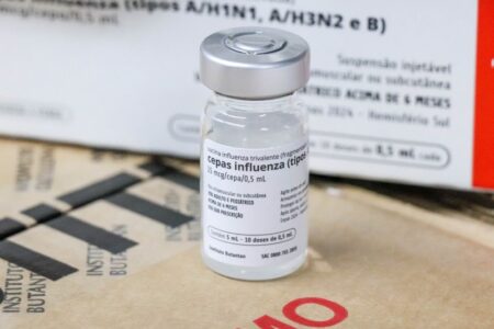 RS recebe 480 mil doses de imunizante da gripe; vacinação começa na próxima segunda