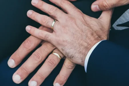 Casamentos entre pessoas do mesmo sexo crescem 19,8% e batem recorde em 2022