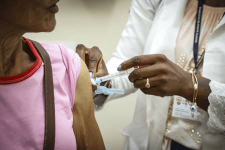 Mais de 1,8 milhão de doses da vacina contra a gripe já foram aplicadas. Foto: Cristine Rochol/PMPA