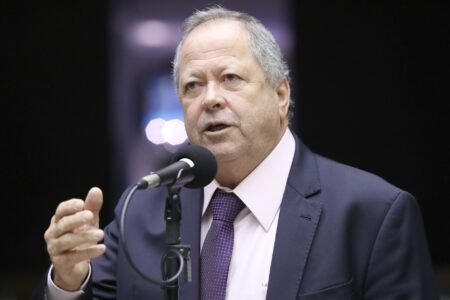 CCJ da Câmara aprova prisão de Chiquinho Brazão; plenário vai votar
