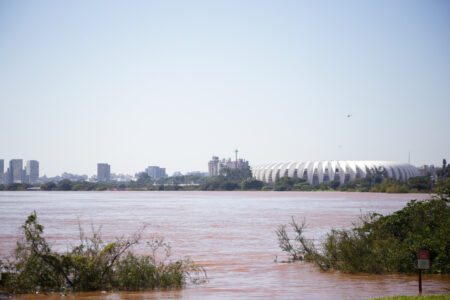 Guaíba é rio ou lago? Em enchente histórica, definição sobre curso d’água ganha espaço