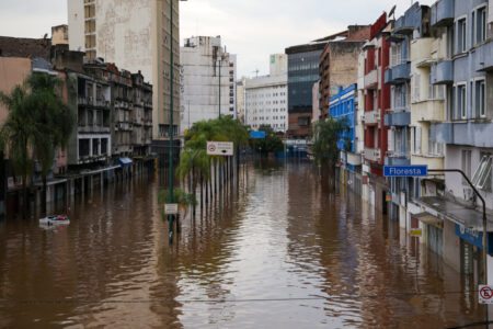 Enchente, guerra e capital (por Jorge Barcellos)