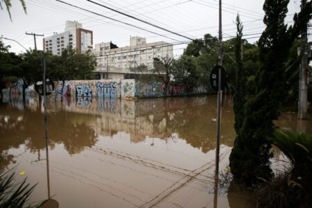 MP-RS irá investigar causas e consequências da enchente que inundou a Capital