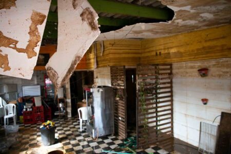 Restaurante em Canoas ficou destruído após a enchente. Foto: Isabelle Rieger/Sul21